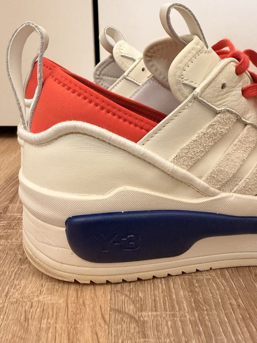 Отлични кожени кецове Y-3 размер 45 1/3