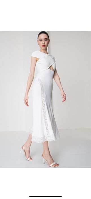 Rochie self portrait