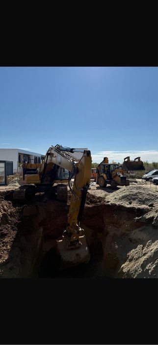 Inchiriez Buldoexcavator Mini excavator Bobcat Manitou Compactor