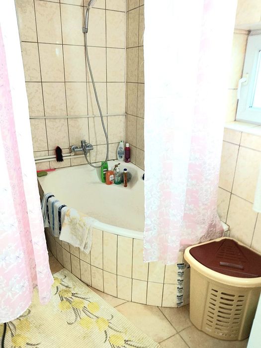Vand casa in localitatea Albina, comuna Tichilesti