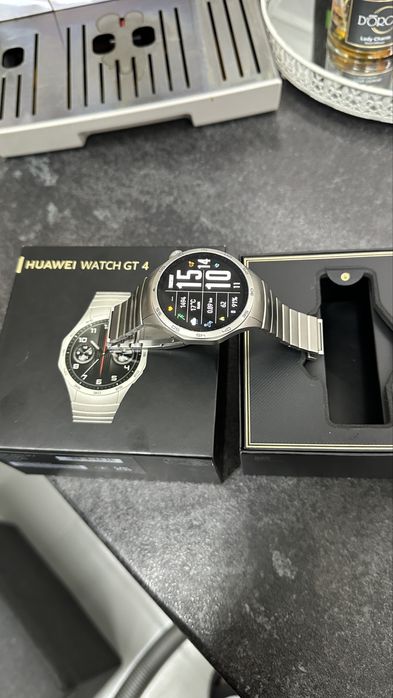 HUAWEI WATCH GT 4 Stainless Steel