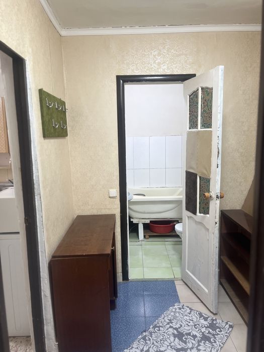 Продаю 1 ком кв район Универмаг