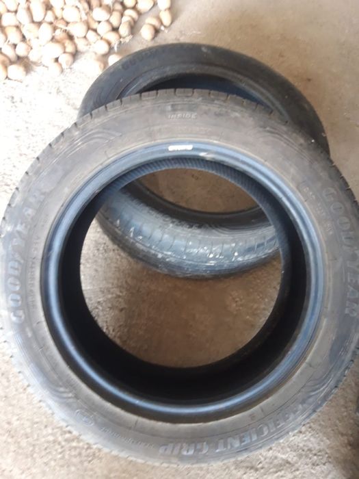 Продается  летние шины