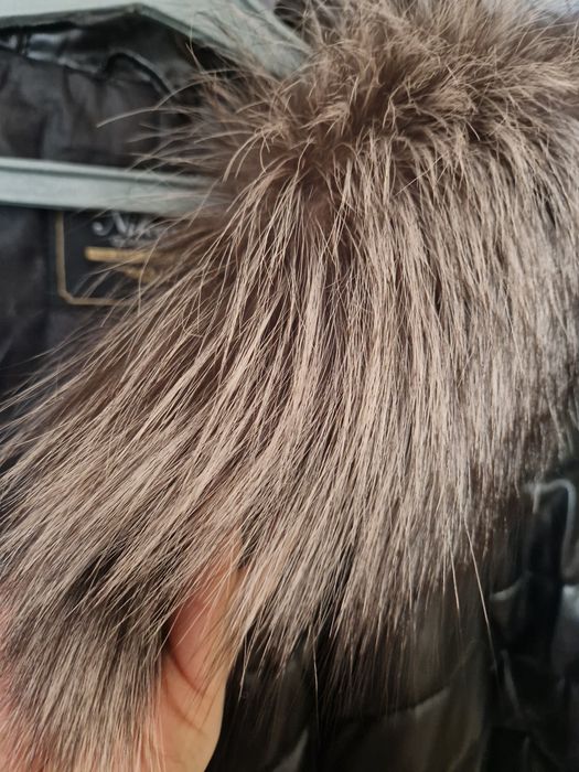 Продам женскую куртку