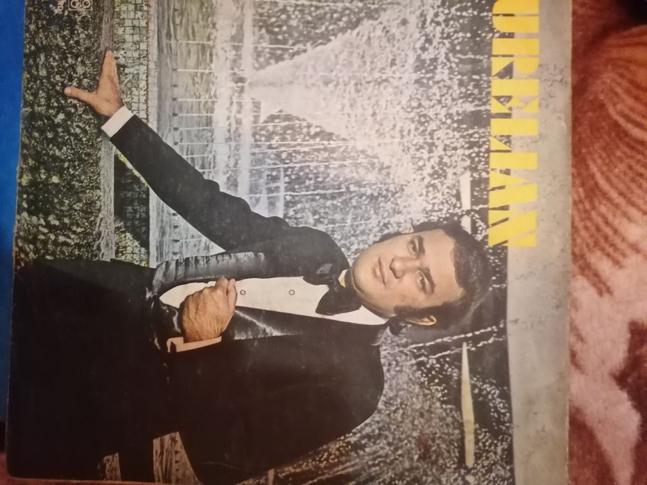 Vănd colecție de plăci