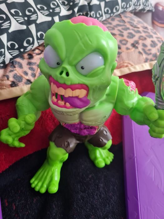 Smashers зомби .