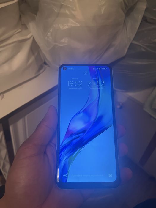 Redmi note 9 кок тусты
