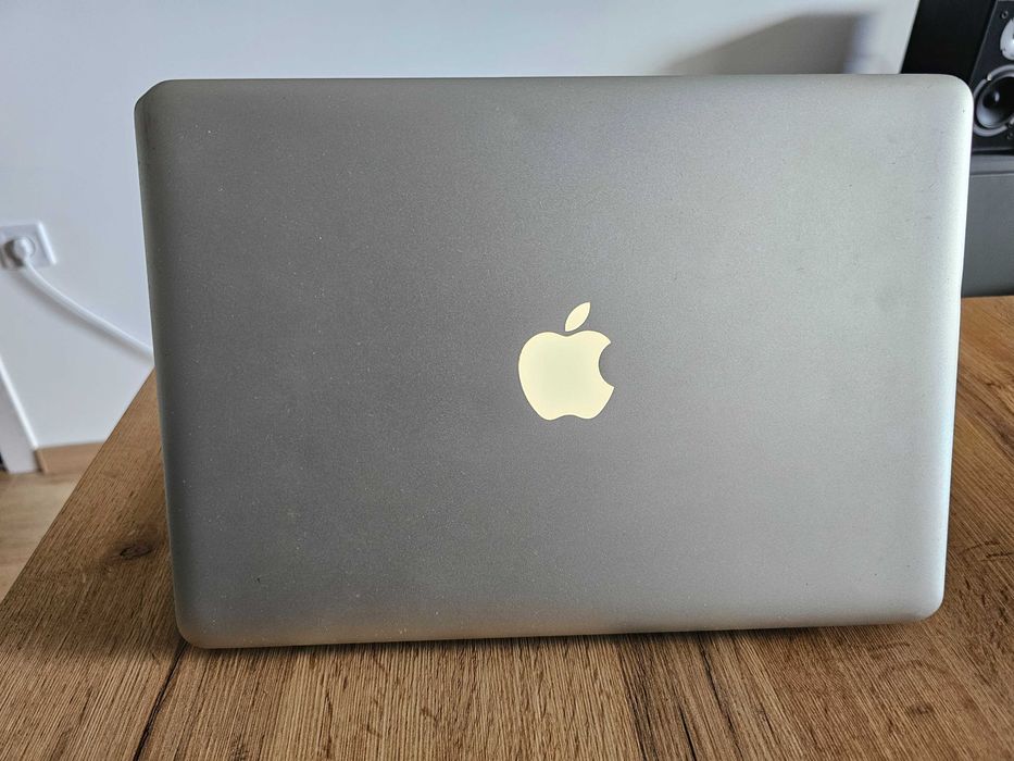 MacBook Pro 13 inch A1278 (Late 2011) | intel i5 2435M 4x3.00 Ghz | 8GB RAM | 240GB SSD | 80% Battery | Linux Mint Cinnamon