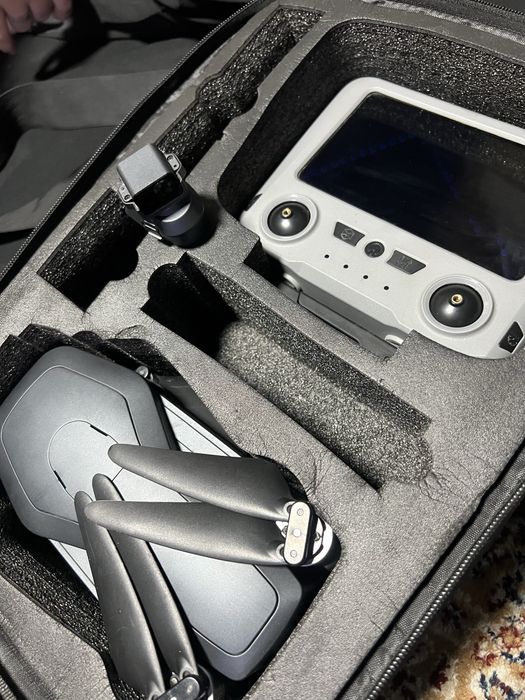 Продам дрон SG906 MAX2 в отличном состоянии