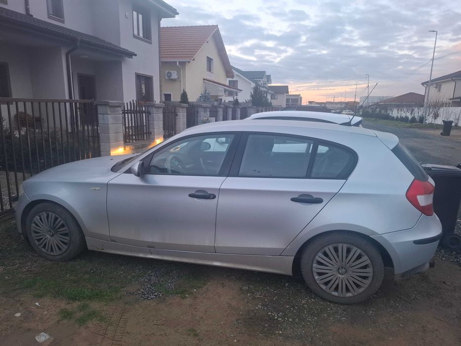 Vand bmw 116i inca functional