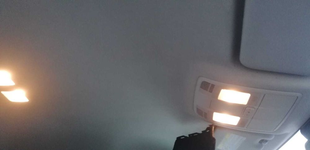 Dezmembrez Mazda CX5 2.2D 4x4 auto 2012