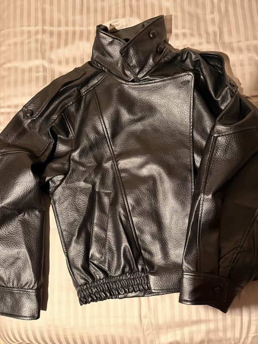 Кожено oversize яке