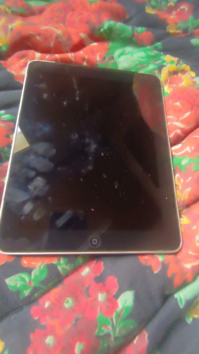Ipad, planshet sotiladi toshkent