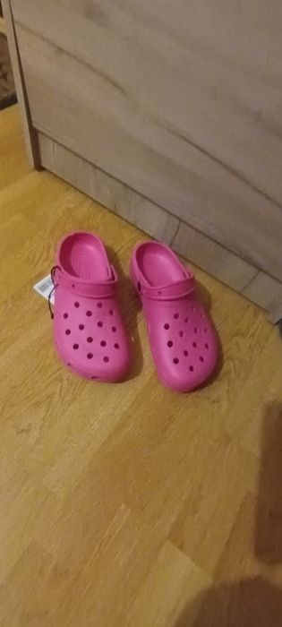 Saboti  papuci culoare roz  marimea 40