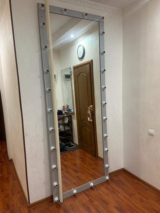 Зеркало для торговых бутиков