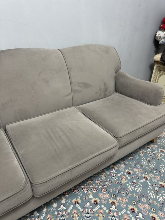 Диван в хорошем состоянии