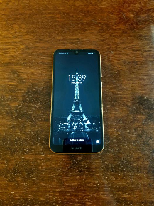 Huawei Y5  2019 16GB Dual в перфектно състояние