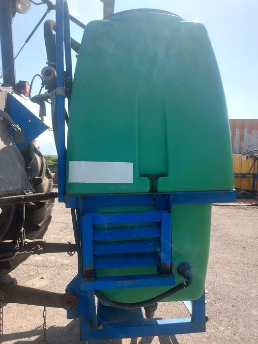 Опрыскиватель навесной ЗУБР