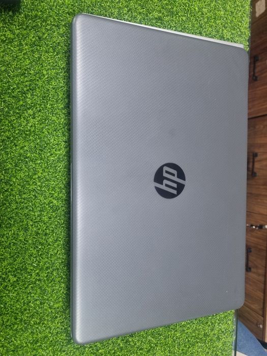 HP Core i3 10-avlod 4GB 128SSD | dukon tomonidan 30 kun

Hotirasi 4 /1