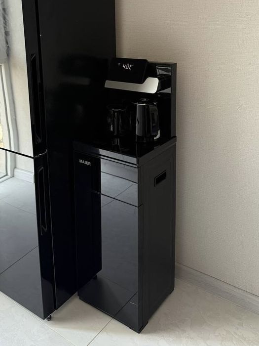 Продается кулер для воды Maier B10