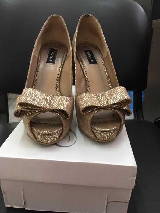 Pantofi damă eleganți