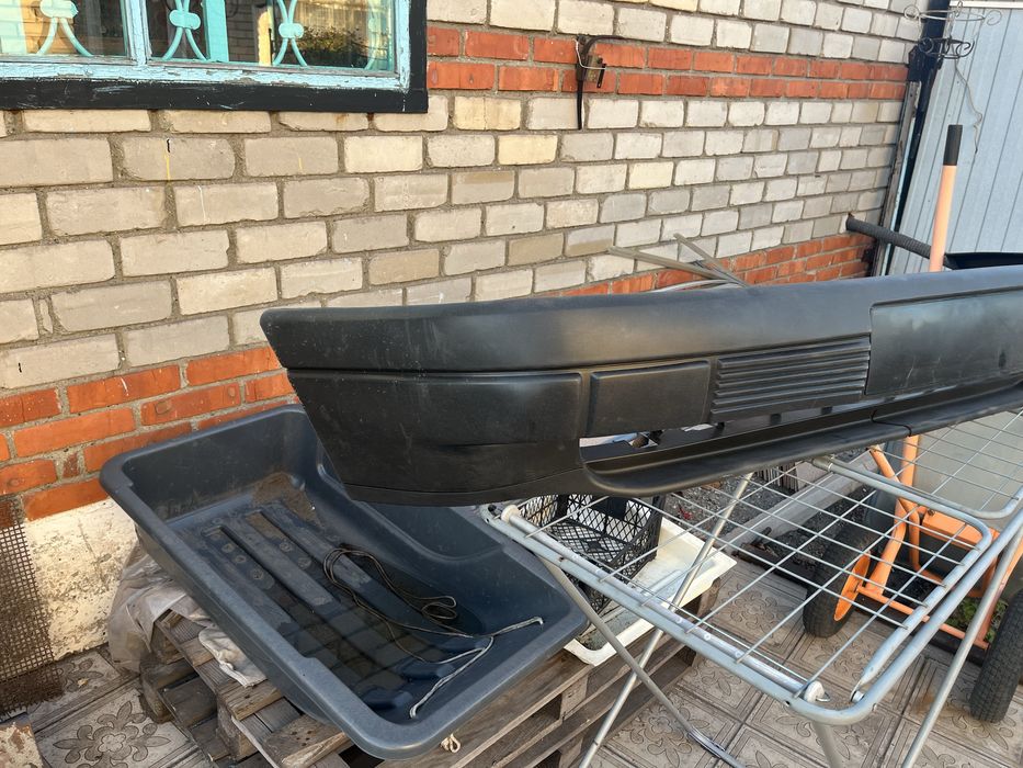 Бомпер пассат б3.
