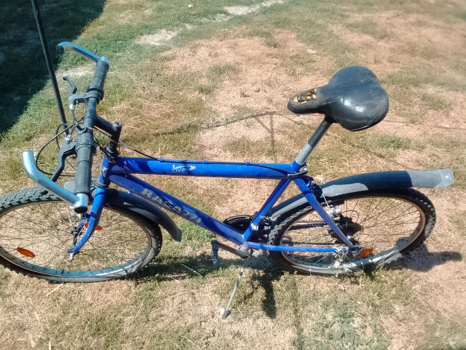 Vând bicicletă bărbătească
