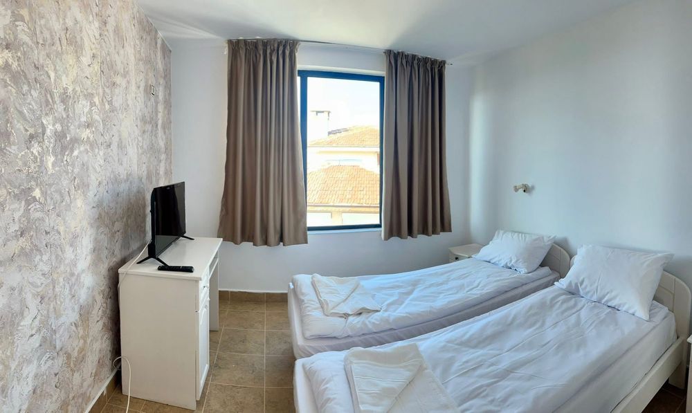 Хотел, гр. Черноморец