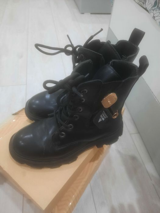 Продам сапожки 32 размер