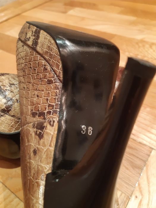 Продавам дамски обувки Gabina