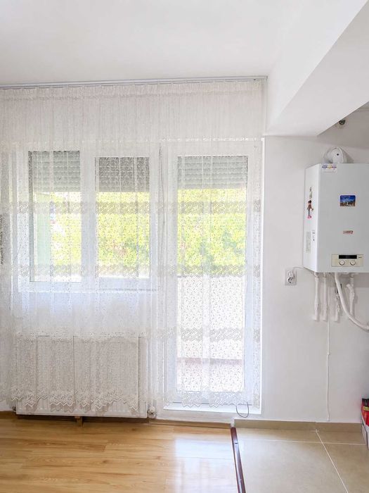 Proprietar vând apartament | 2 camere 50 mp | Centrală + Parcare | Sector 4-Aleea Reșița