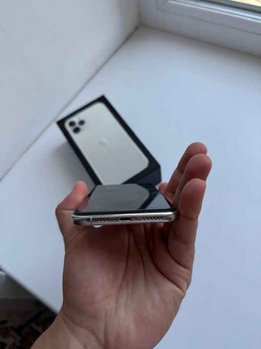 Айфон 11 про 256 гб 74% емкость