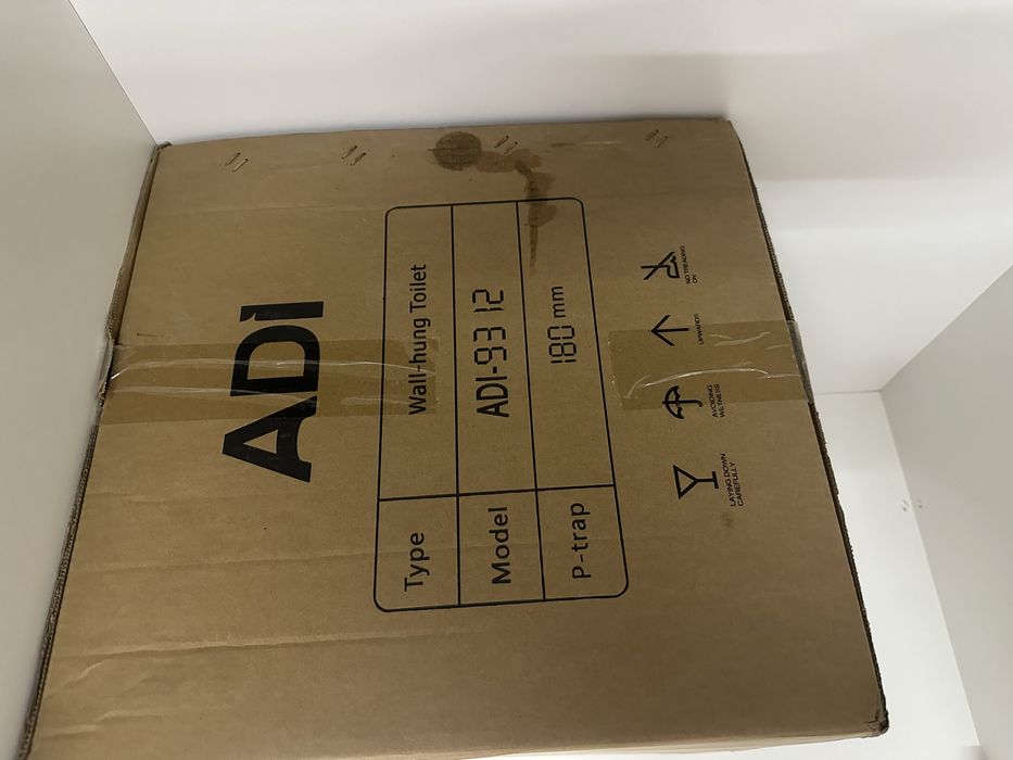 Раквину и туалет нависной