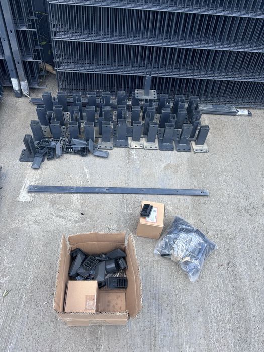 Panou Gard dublu fir 2D Germania Stalpi Plasa Gard 6/5/6 , 8/6/8