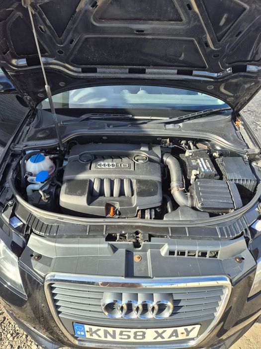 Dezmembram Audi A3 8P 2008 BARA FATA/ CAPOTA MOTOR/TRAGER