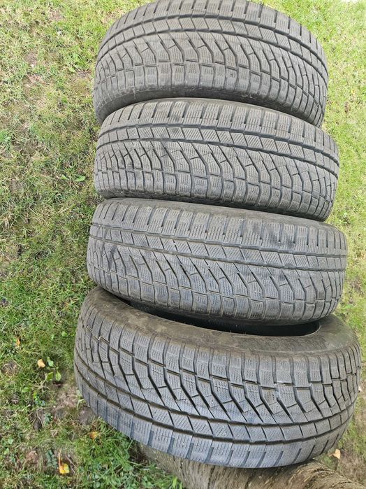 Зимни гуми с размер 235/55 R19
