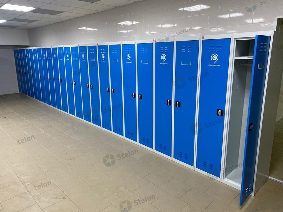 Металлические шкафы — в наличии, разные варианты