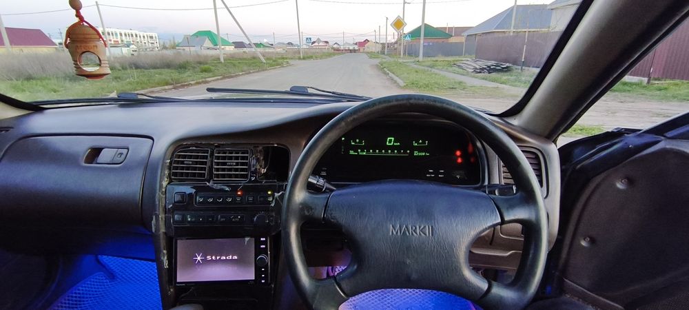 Toyota.  mark   2