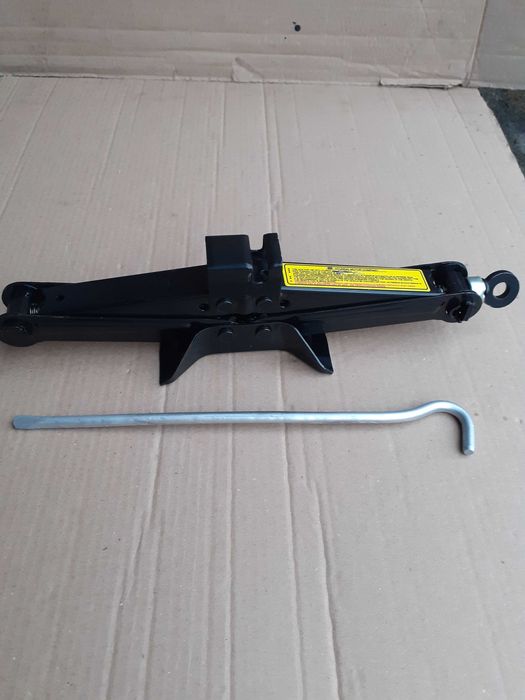 Cric HYUNDAI i20, i30, i40,ioniq,elantra, KIA Ceed Rio Carens X-ceed