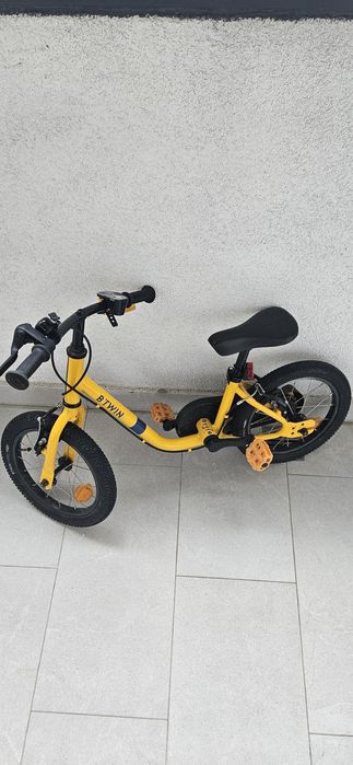 Bicicleta copii cu roti ajutătoare