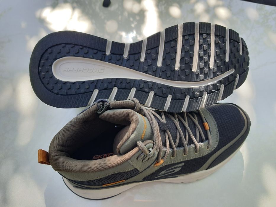 Skechers Waterproof 44 transport gratuit