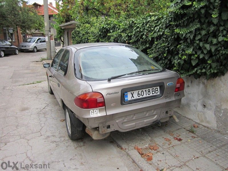 Ford Mondeo 2.0 16V 136к.с. (За части)!
