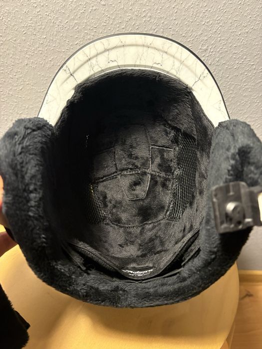 Casca Anon Auburn Marble Black 2022