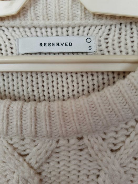 Продается вязаный джемпер