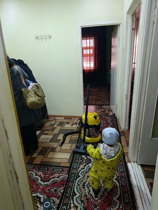 Шарк 1 да жойлашган 3 хонали квартира ижарага берилади