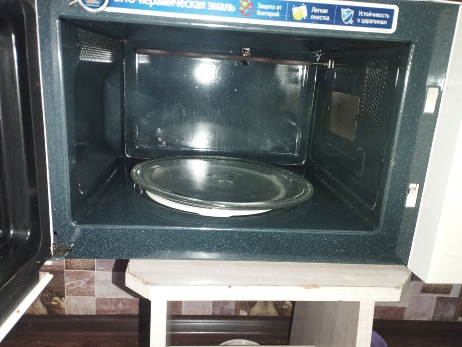 Микроволновка Samsung