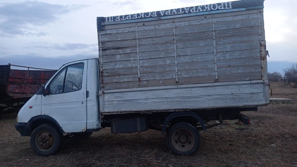 Продам газель бортовой