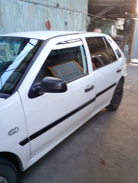 Продам. Машину Wolkswagen Gol