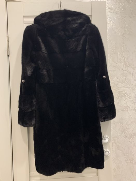 Продам норковую шубу