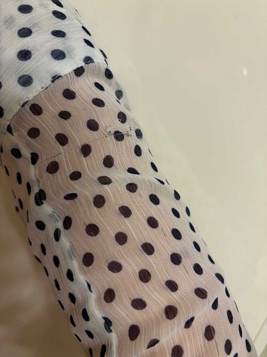 Camasa dama Stradivarius material finut semi transparent alba cu buline M/L